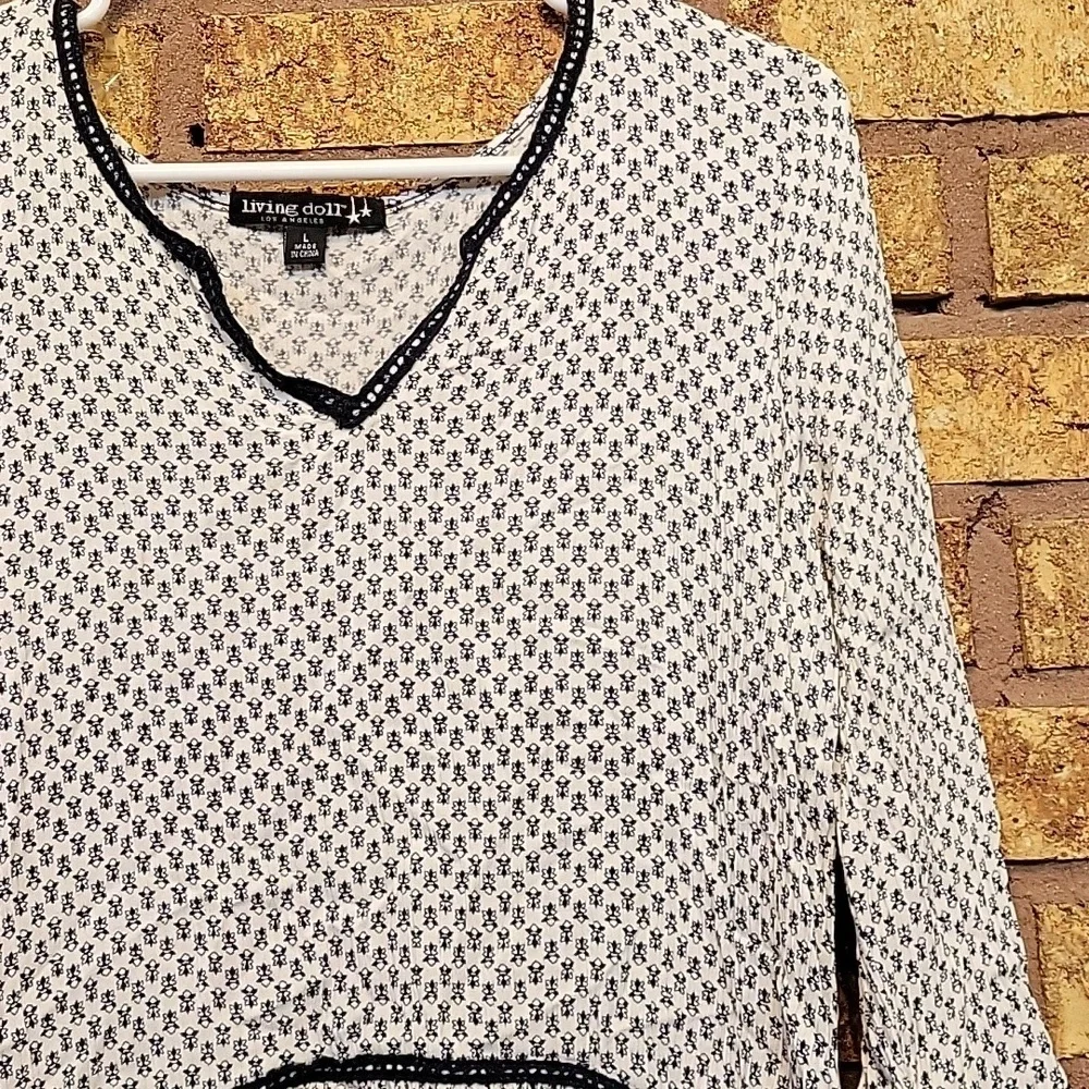 Living Doll Los Angeles Navy White Asymmetrical Hem Peasant Boho Top Size Large